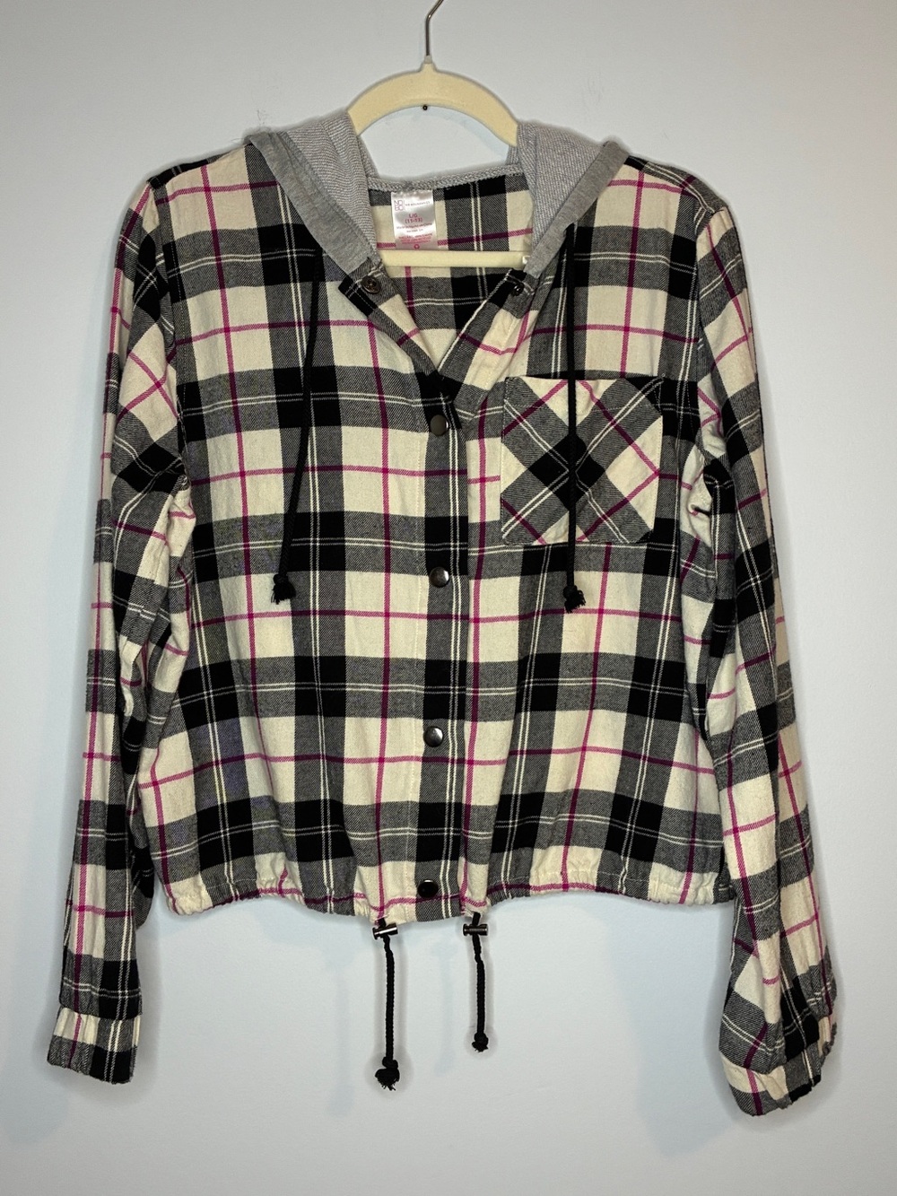 No Boundaries Flannel Plaid Red, White, and Black Hoodie Size L